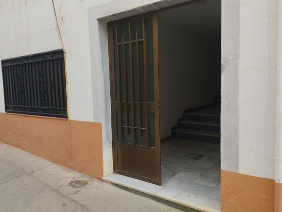 Foto 1 de Pis en venda a calle Ruiz Muñoz de 3 habitacions amb calefacció