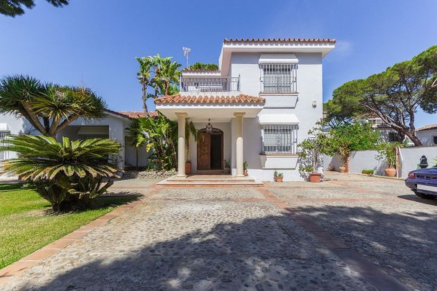 Foto 1 de Xalet en venda a Valdelagrana de 5 habitacions amb terrassa i piscina