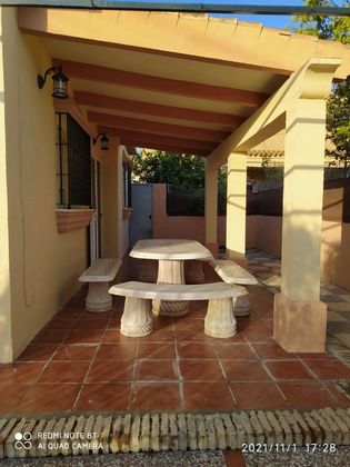 Foto 1 de Casa en lloguer a Ctra Sanlúcar-Zona Cuatro Pinos de 2 habitacions amb garatge i jardí