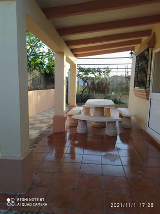Foto 2 de Casa en lloguer a Ctra Sanlúcar-Zona Cuatro Pinos de 2 habitacions amb garatge i jardí
