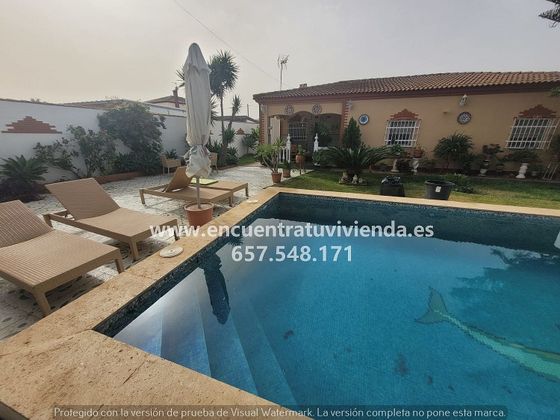 Foto 1 de Chalet en venta en Pinar de los Franceses - Marquesado de 3 habitaciones con piscina y garaje