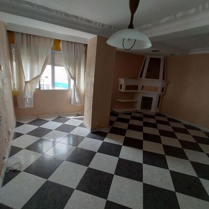 Foto 1 de Pis en venda a La Paz - Segunda Aguada - Loreto de 3 habitacions amb terrassa i garatge