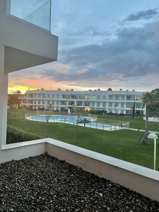 Foto 1 de Piso en venta en Las Tres Piedras - Costa Ballena de 2 habitaciones con terraza y piscina