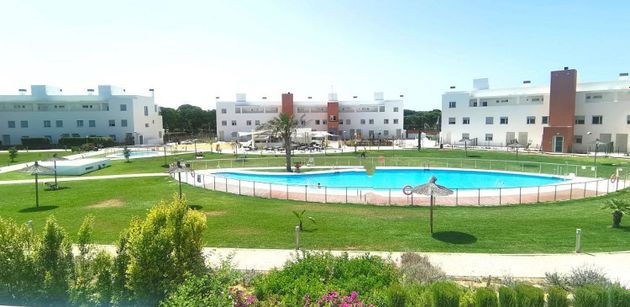 Foto 2 de Piso en venta en Las Tres Piedras - Costa Ballena de 2 habitaciones con terraza y piscina