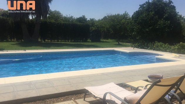 Foto 1 de Chalet en venta en El Higuerón de 6 habitaciones con terraza y piscina