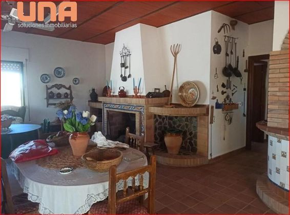 Foto 1 de Casa rural en venda a Villaviciosa de Córdoba de 3 habitacions amb jardí i aire acondicionat