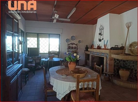 Foto 2 de Venta de casa rural en Villaviciosa de Córdoba de 3 habitaciones con jardín y aire acondicionado