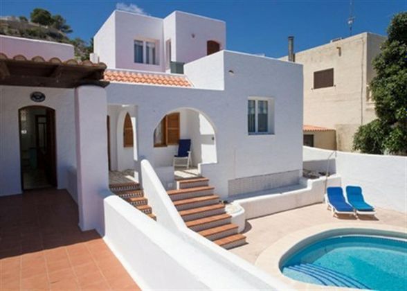 Foto 2 de Xalet en venda a Las Ventanicas - La Paratá de 3 habitacions amb terrassa i piscina