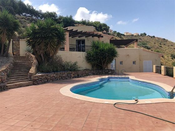 Foto 2 de Casa rural en venda a calle Paraje El Curato de 3 habitacions amb terrassa i piscina
