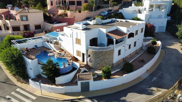 Foto 1 de Chalet en venta en Urb. El Palmeral de 6 habitaciones con terraza y piscina