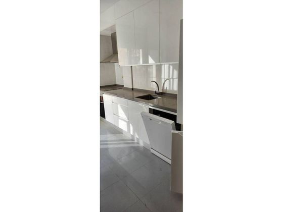 Foto 1 de Piso en venta en Barrio Alto - San Félix - Oliveros - Altamira de 3 habitaciones con balcón y aire acondicionado