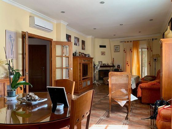 Foto 2 de Xalet en venda a calle Arrayanes de 4 habitacions amb terrassa i garatge