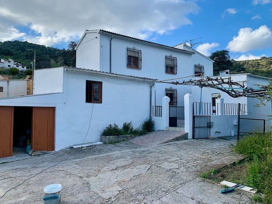 Foto 1 de Casa rural en venda a calle Los Juncares de 5 habitacions amb terrassa i garatge