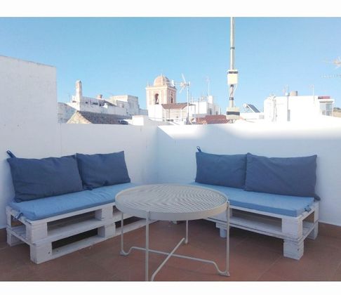 Foto 1 de Casa en venda a calle Melo de 3 habitacions amb terrassa