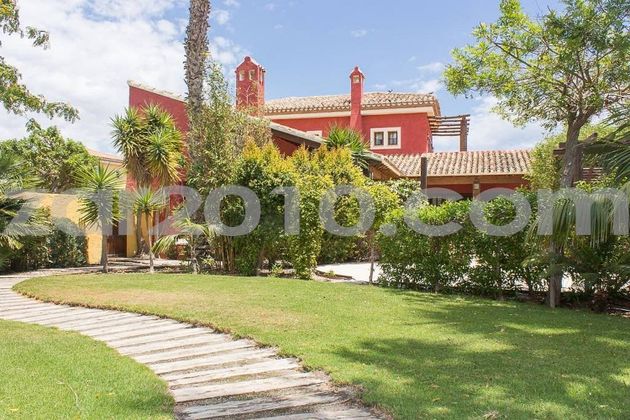 Foto 1 de Xalet en venda a Cuevas del Almanzora pueblo de 5 habitacions amb terrassa i piscina