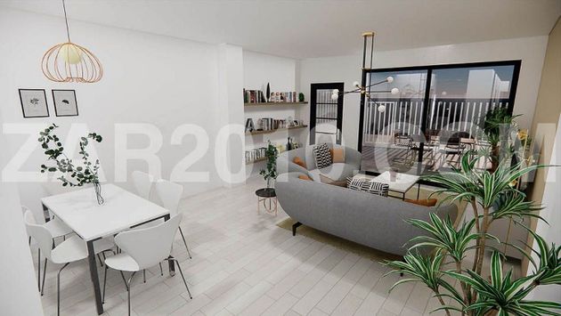 Foto 2 de Venta de piso en Las Escobetas de 2 habitaciones con terraza y aire acondicionado