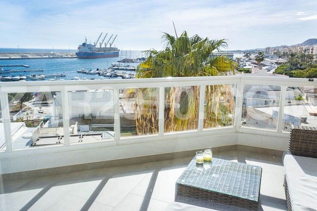 Foto 1 de Pis en venda a Puerto de Garrucha de 3 habitacions amb terrassa i aire acondicionat