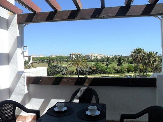 Foto 1 de Pis en venda a Costa Ballena Golf de 2 habitacions amb terrassa i piscina