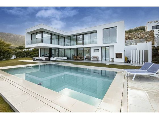Foto 2 de Xalet en venda a Zahara de los Atunes de 4 habitacions amb terrassa i piscina