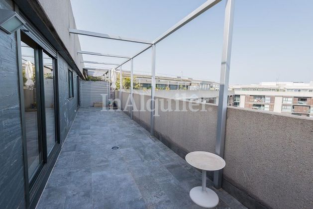 Foto 2 de Àtic en venda a Las Tablas de 2 habitacions amb terrassa i piscina