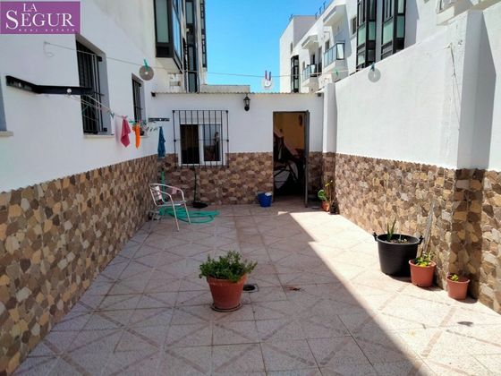 Foto 1 de Piso en venta en Medina-Sidonia de 3 habitaciones con terraza y ascensor