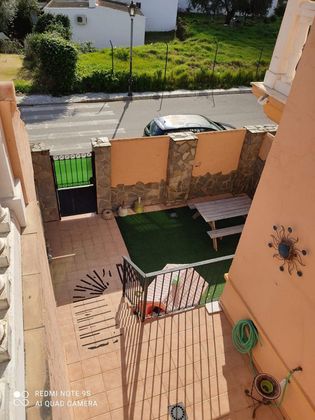 Foto 1 de Venta de casa en Benalup-Casas Viejas de 4 habitaciones con terraza y garaje