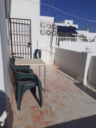 Foto 1 de Venta de chalet en Barbate ciudad de 3 habitaciones con terraza y aire acondicionado