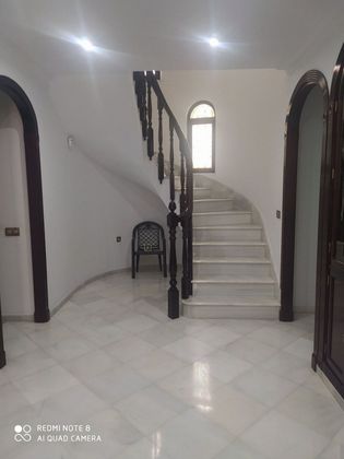 Foto 1 de Xalet en venda a Barbate ciudad de 4 habitacions amb terrassa i garatge