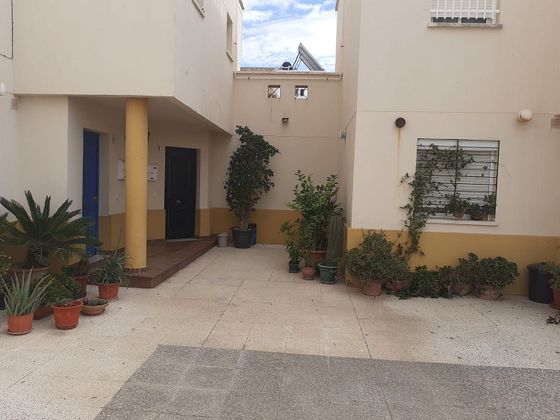 Foto 1 de Venta de casa adosada en Benalup-Casas Viejas de 3 habitaciones y 91 m²