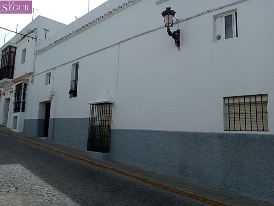 Foto 1 de Chalet en venta en Medina-Sidonia de 10 habitaciones con terraza
