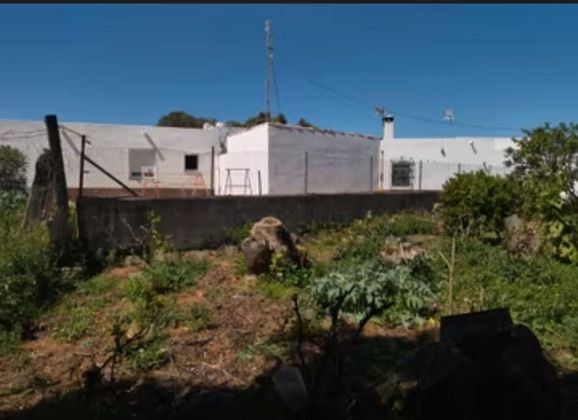 Foto 2 de Venta de casa rural en Barbate ciudad de 4 habitaciones y 200 m²