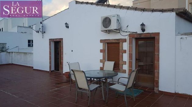 Foto 2 de Venta de casa en Benalup-Casas Viejas de 3 habitaciones con terraza