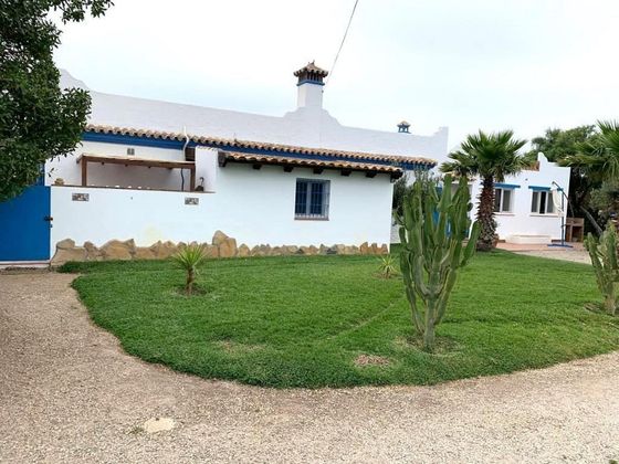 Foto 2 de Casa rural en venda a Barbate ciudad de 5 habitacions amb aire acondicionat