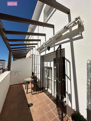 Foto 1 de Venta de dúplex en Conil de 3 habitaciones con terraza y aire acondicionado