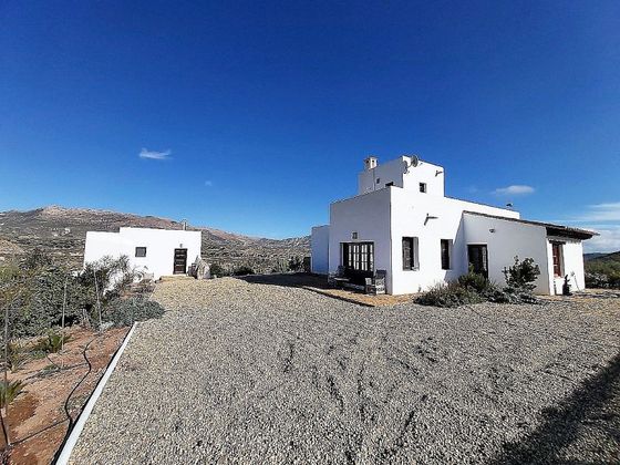 Foto 1 de Casa rural en venda a Lucainena de las Torres de 3 habitacions amb terrassa i jardí
