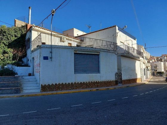 Foto 2 de Venta de casa en Uleila del Campo de 4 habitaciones con terraza y garaje