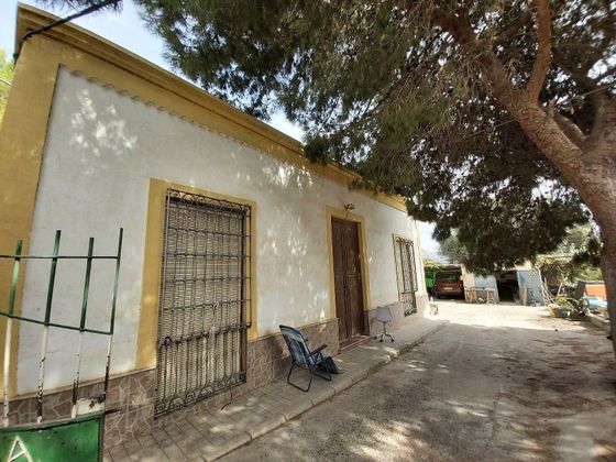 Foto 1 de Casa rural en venta en Benahadux de 3 habitaciones con piscina y jardín