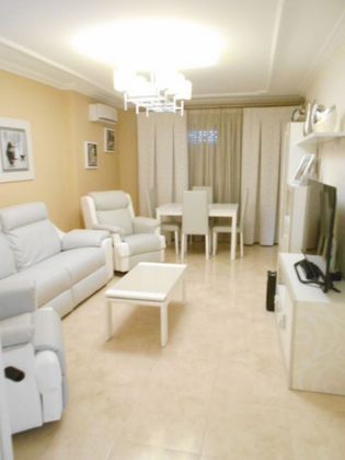 Foto 2 de Pis en venda a Valdelagrana de 3 habitacions amb garatge i aire acondicionat