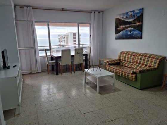 Foto 2 de Pis en lloguer a La Laguna de 2 habitacions amb terrassa i mobles