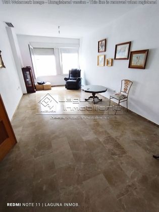 Foto 1 de Pis en venda a Cortadura - Zona Franca  de 4 habitacions amb terrassa i balcó