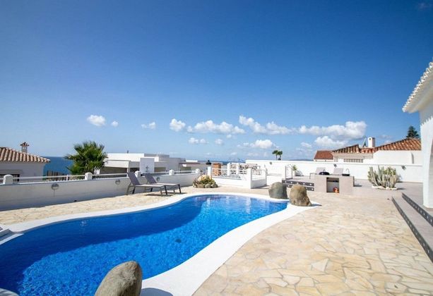 Foto 2 de Chalet en alquiler en Chullera de 4 habitaciones con terraza y piscina