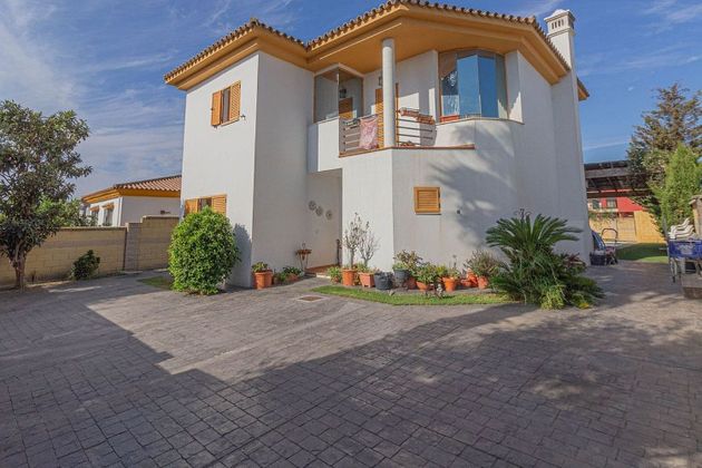 Foto 2 de Casa en venda a calle Antares Venta Melchor Parcela de 4 habitacions amb terrassa i piscina