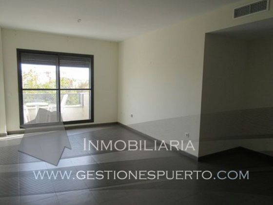 Foto 2 de Pis en venda a calle Serafín Alvarez Campana de 3 habitacions amb terrassa i piscina
