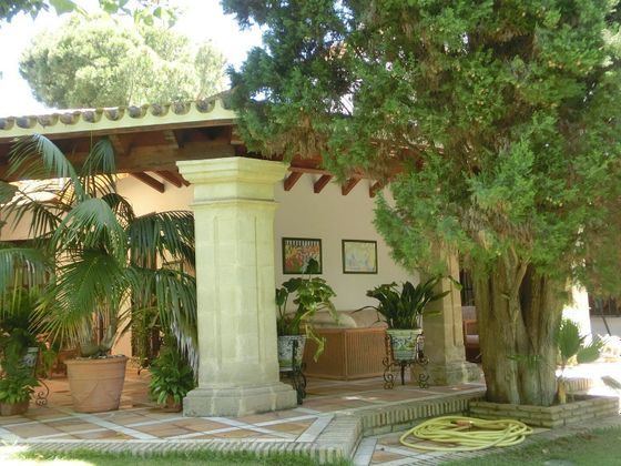 Foto 2 de Xalet en venda a Vistahermosa  - Fuentebravía de 6 habitacions amb terrassa i piscina