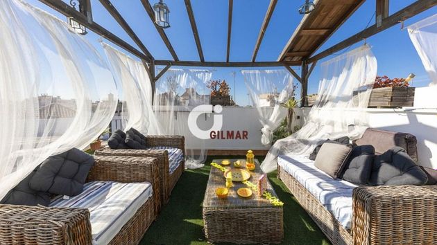 Foto 1 de Casa adossada en venda a Centro - Jerez de la Frontera de 3 habitacions amb terrassa i piscina