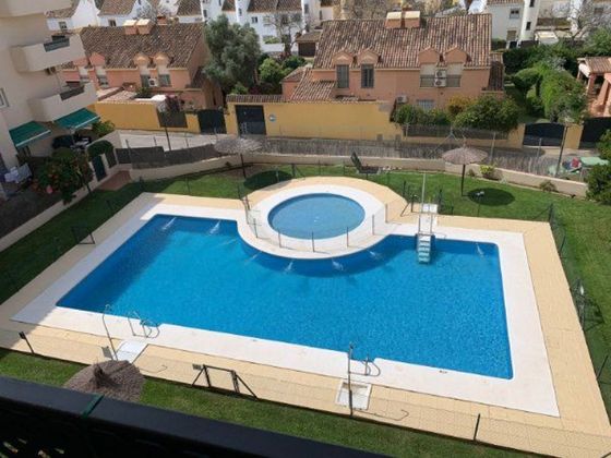 Foto 1 de Alquiler de piso en Vistahermosa  - Fuentebravía de 3 habitaciones con terraza y piscina