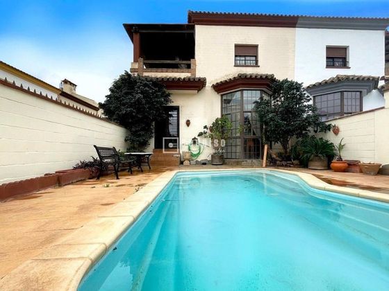 Foto 1 de Casa en lloguer a calle Maria Silva de 3 habitacions amb terrassa i piscina