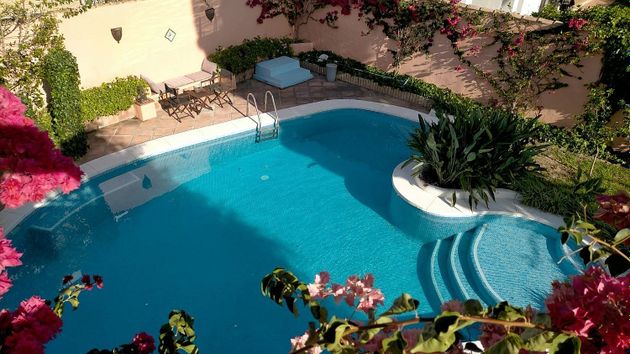 Foto 1 de Alquiler de casa adosada en Vistahermosa  - Fuentebravía de 3 habitaciones con terraza y piscina