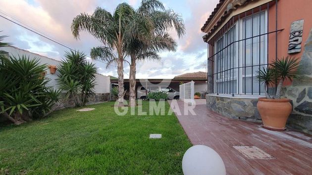 Foto 1 de Casa en venda a Pelagatos - Pago del Humo de 3 habitacions amb terrassa i piscina