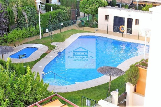 Foto 2 de Casa en venda a El Brillante -El Naranjo - El Tablero de 4 habitacions amb terrassa i piscina